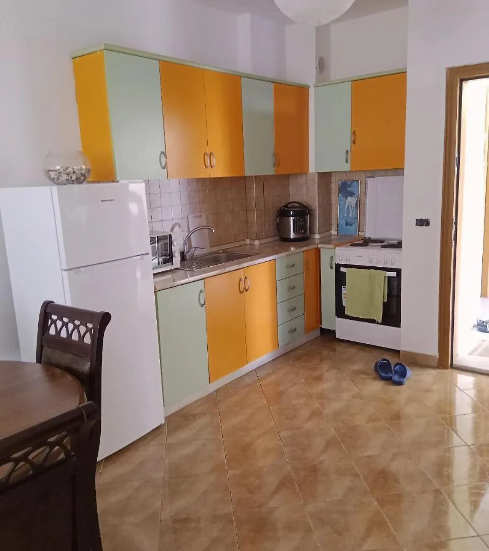 Cozy Apartment Near The Sea Durrës